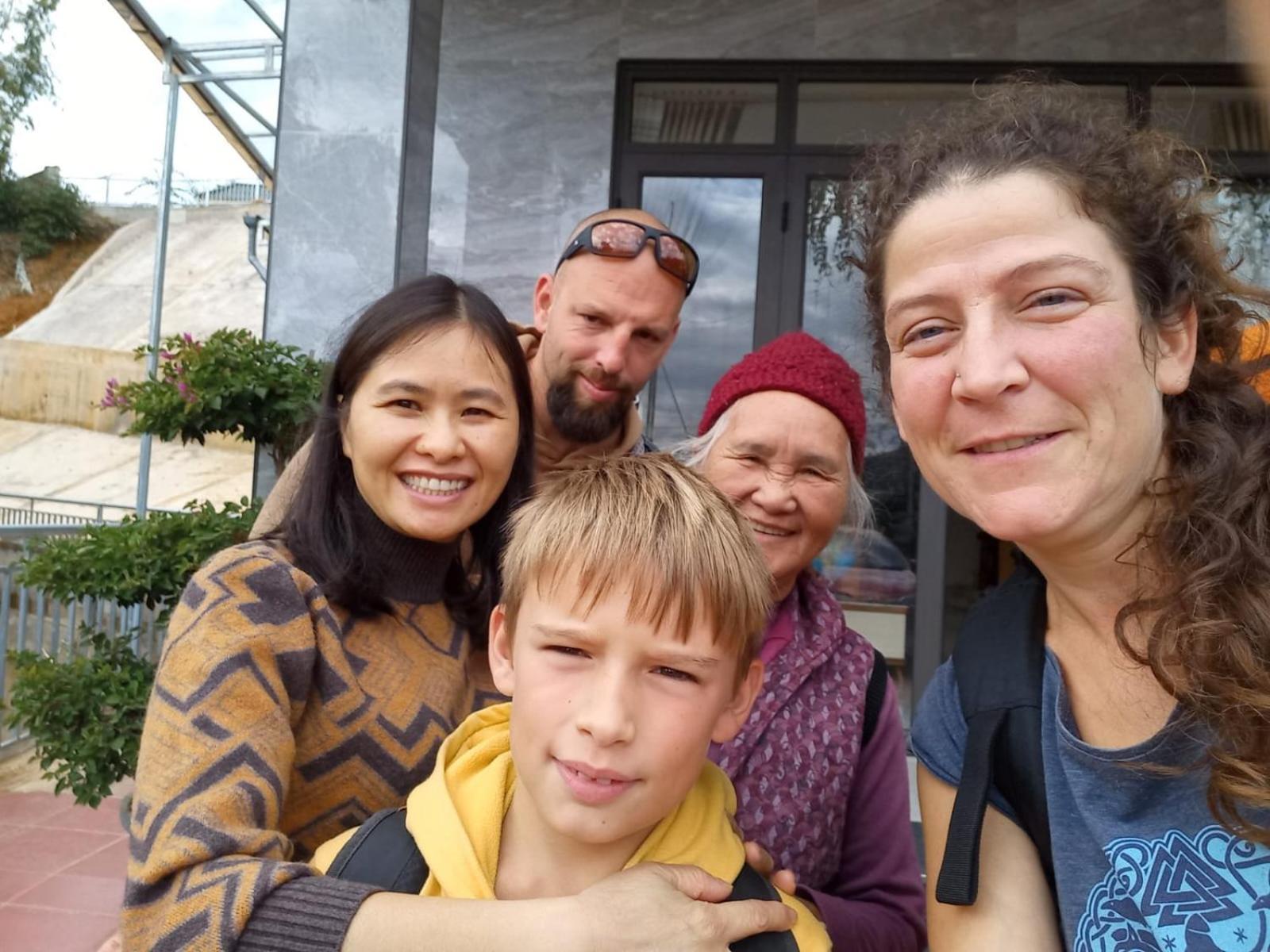 Giabinh Homestay Cao Bang Exteriör bild
